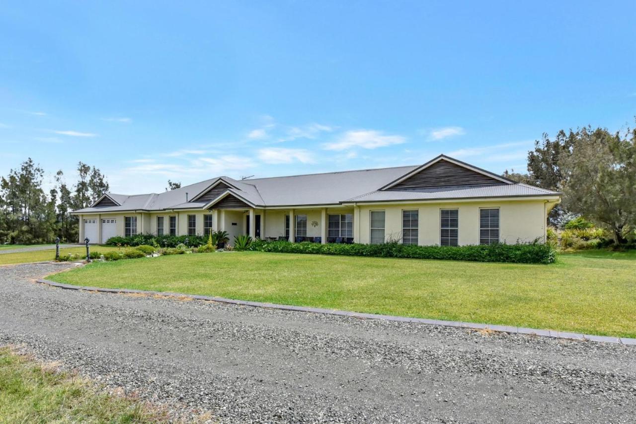 Silver Springs 6Br Luxury Homestead Rothbury Extérieur photo