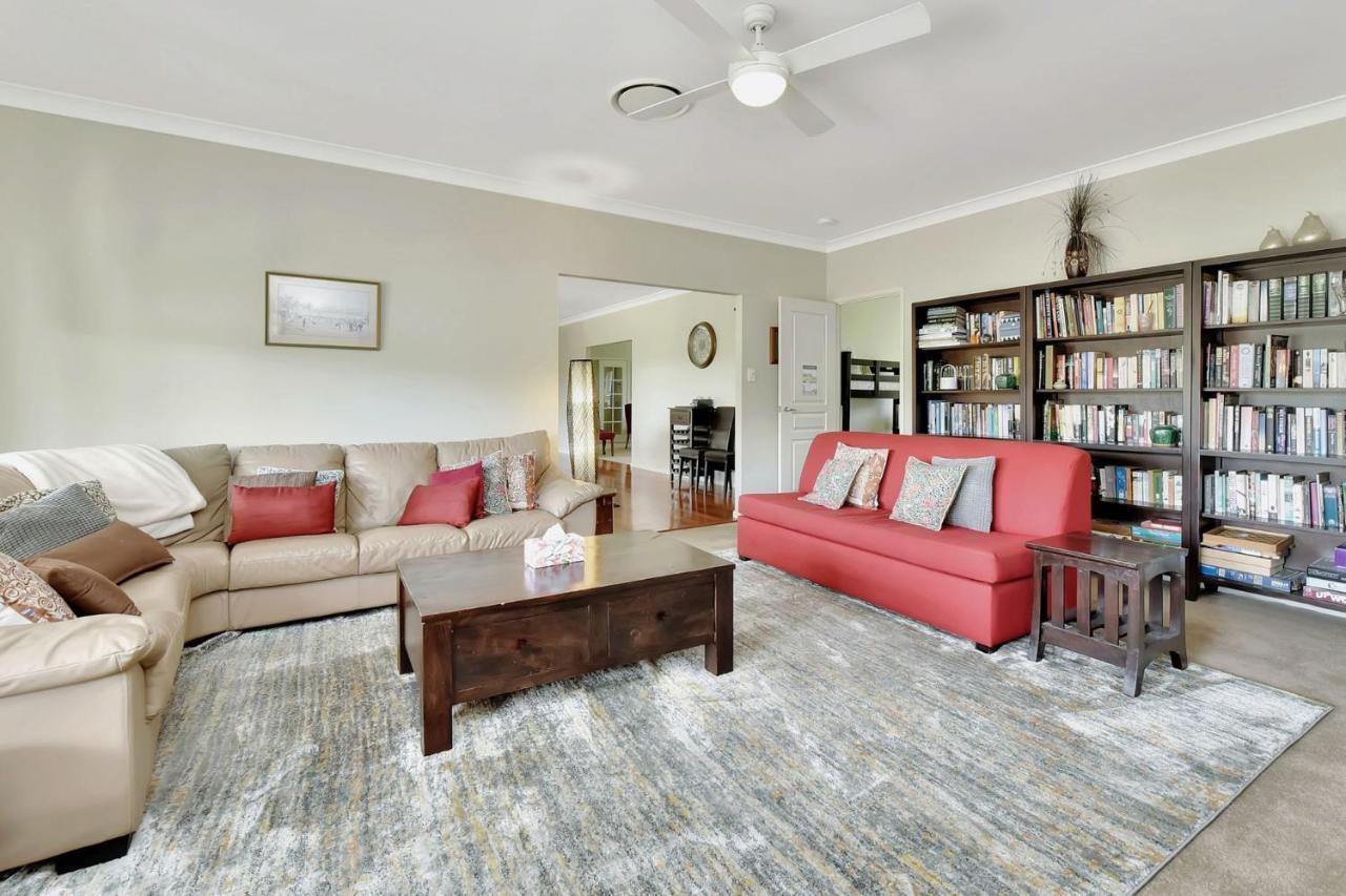 Silver Springs 6Br Luxury Homestead Rothbury Extérieur photo