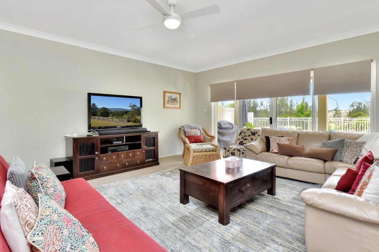 Silver Springs 6Br Luxury Homestead Rothbury Extérieur photo